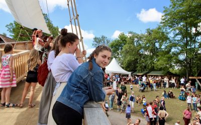 Mittelaltermarkt mit unserem Theaterschiff